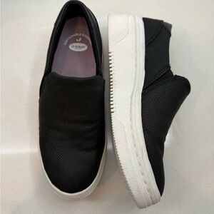 Dr. Scholls  Black and White Womans Slip-On Sneakers